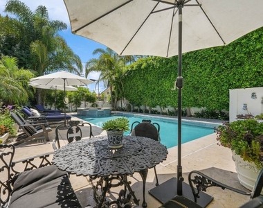 717 N Rodeo Drive - Photo Thumbnail 34