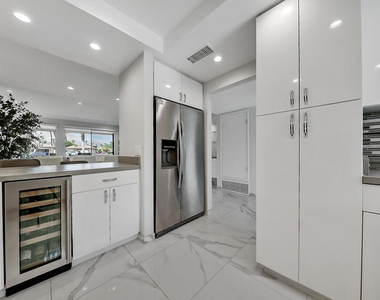 88 La Ronda Drive - Photo Thumbnail 8