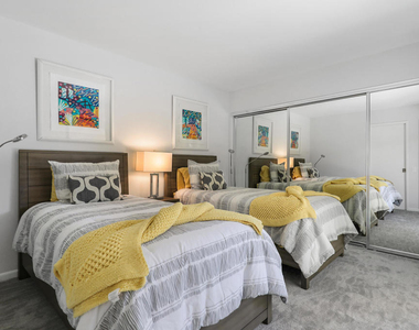 88 La Ronda Drive - Photo Thumbnail 14