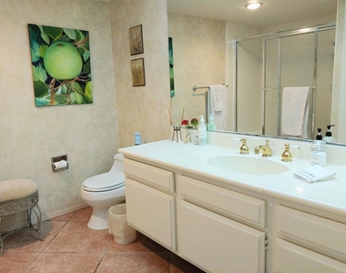69940 Los Cocos Court - Photo Thumbnail 16