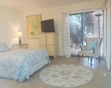69940 Los Cocos Court - Photo Thumbnail 12