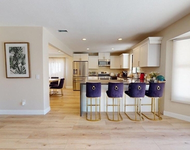 68645 Panorama Road - Photo Thumbnail 11