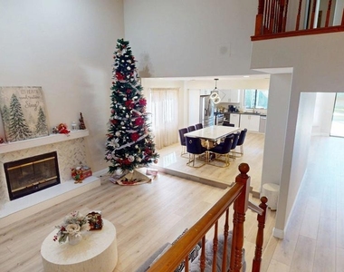 68645 Panorama Road - Photo Thumbnail 3