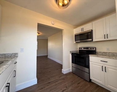 904 4th Street - Photo Thumbnail 20