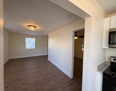 904 4th Street - Photo Thumbnail 25