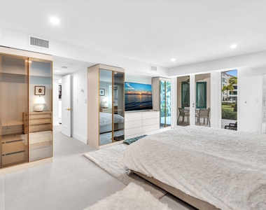120 Se 5th Avenue - Photo Thumbnail 16