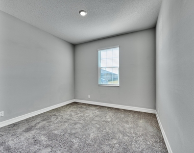 1810 Celebration Drive - Photo Thumbnail 16