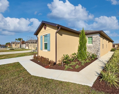 1810 Celebration Drive - Photo Thumbnail 9