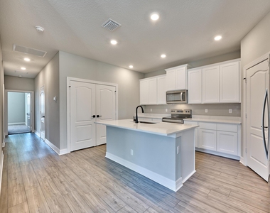 1810 Celebration Drive - Photo Thumbnail 20
