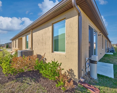 1810 Celebration Drive - Photo Thumbnail 11