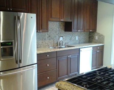 619 37th Street - Photo Thumbnail 7