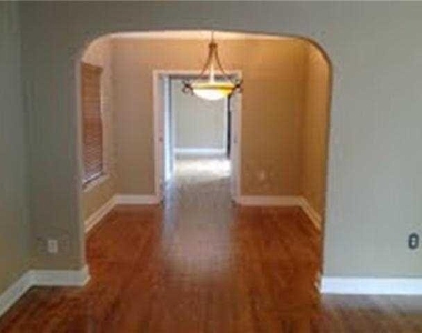 619 37th Street - Photo Thumbnail 2