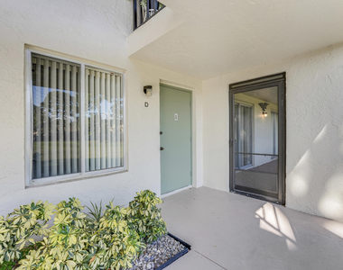 6489 Chasewood Drive - Photo Thumbnail 4