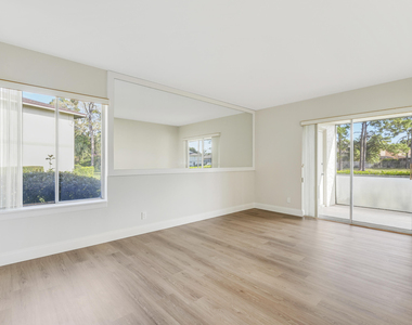 6489 Chasewood Drive - Photo Thumbnail 12