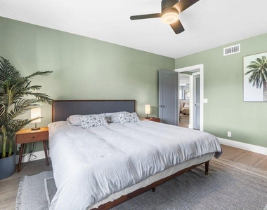 17138 Waterbend Drive - Photo Thumbnail 14