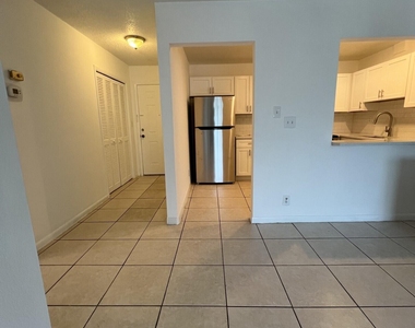 4129 Nw 88th Avenue - Photo Thumbnail 5