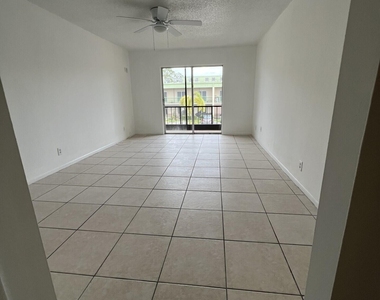 4129 Nw 88th Avenue - Photo Thumbnail 11