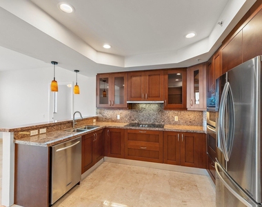 3630 Gardens Parkway - Photo Thumbnail 10