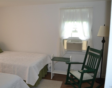 34a Sag Harbor Road - Photo Thumbnail 10