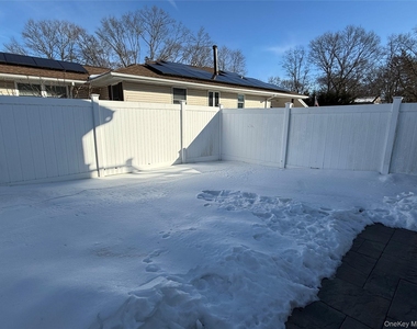 2129 Julia Goldbach Avenue - Photo Thumbnail 12