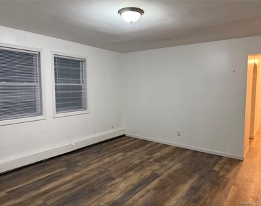 2129 Julia Goldbach Avenue - Photo Thumbnail 1