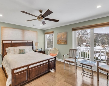 300 Fiddler Lane - Photo Thumbnail 13