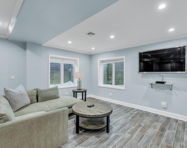 300 Fiddler Lane - Photo Thumbnail 22
