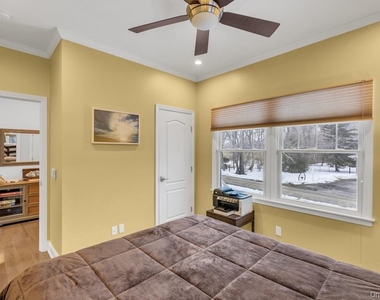 300 Fiddler Lane - Photo Thumbnail 16