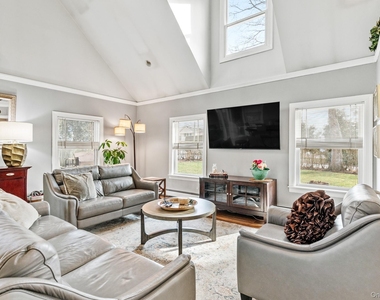 79 E Tiana Road - Photo Thumbnail 8