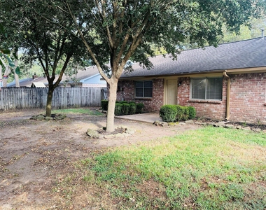 3310 Glen Spring Drive - Photo Thumbnail 17