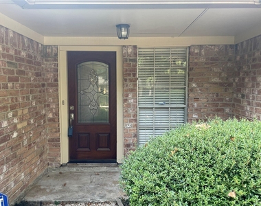 3310 Glen Spring Drive - Photo Thumbnail 1