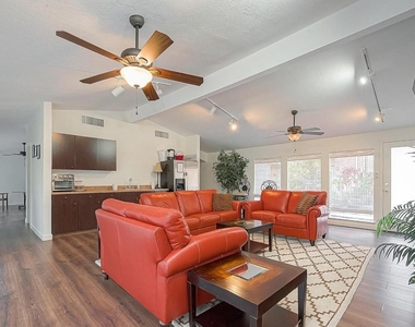 3942 W Alabama Street - Photo Thumbnail 18