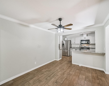 22203 Fincastle Drive - Photo Thumbnail 17