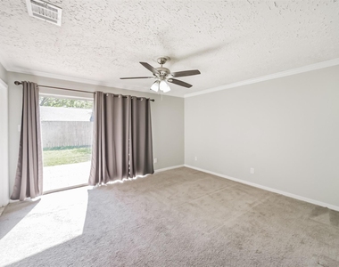 22203 Fincastle Drive - Photo Thumbnail 19