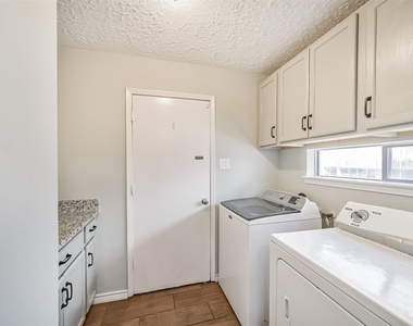 22203 Fincastle Drive - Photo Thumbnail 24