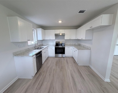 4103 Goulburn Drive - Photo Thumbnail 9