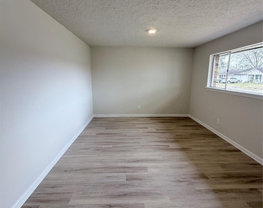 4103 Goulburn Drive - Photo Thumbnail 3