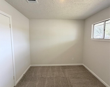 4103 Goulburn Drive - Photo Thumbnail 17