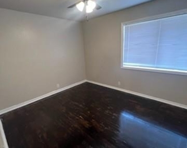 9306 St Lo Road - Photo Thumbnail 6