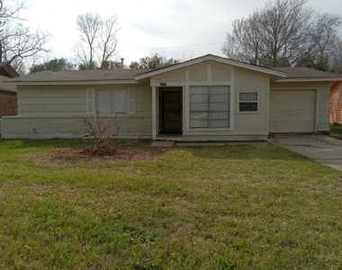 9306 St Lo Road - Photo Thumbnail 1