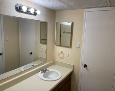 2750 Holly Hall Street - Photo Thumbnail 20