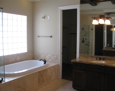 4112 Blossom Street - Photo Thumbnail 28