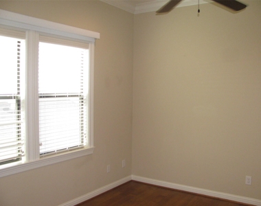 4112 Blossom Street - Photo Thumbnail 33