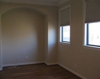 4112 Blossom Street - Photo Thumbnail 26