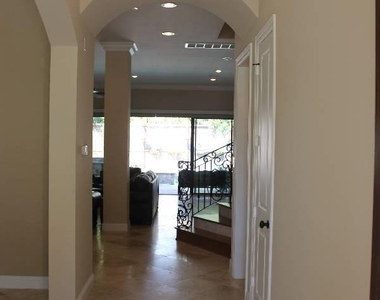 4112 Blossom Street - Photo Thumbnail 5