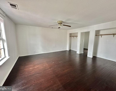 2015 S Lincoln Street S - Photo Thumbnail 14