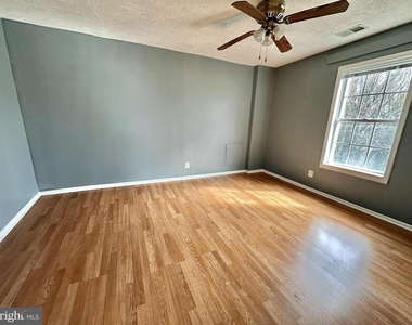 2015 S Lincoln Street S - Photo Thumbnail 23