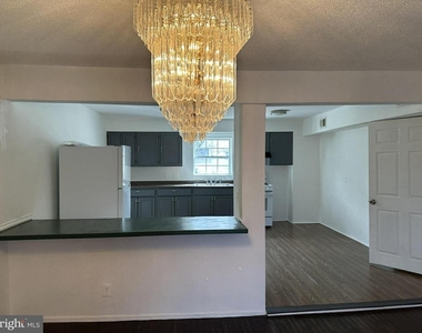 2015 S Lincoln Street S - Photo Thumbnail 26