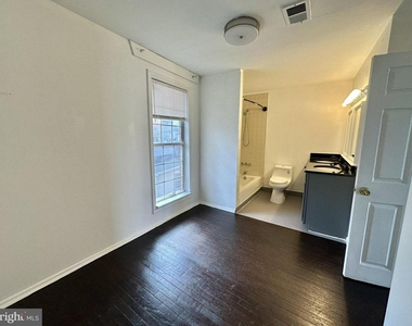 2015 S Lincoln Street S - Photo Thumbnail 15