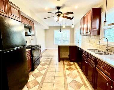 1583 Winnabow Drive - Photo Thumbnail 13